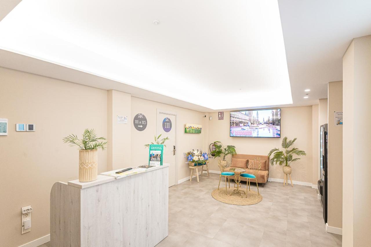Hostal Plaza Boutique (Adults Only) Сарагоса Экстерьер фото