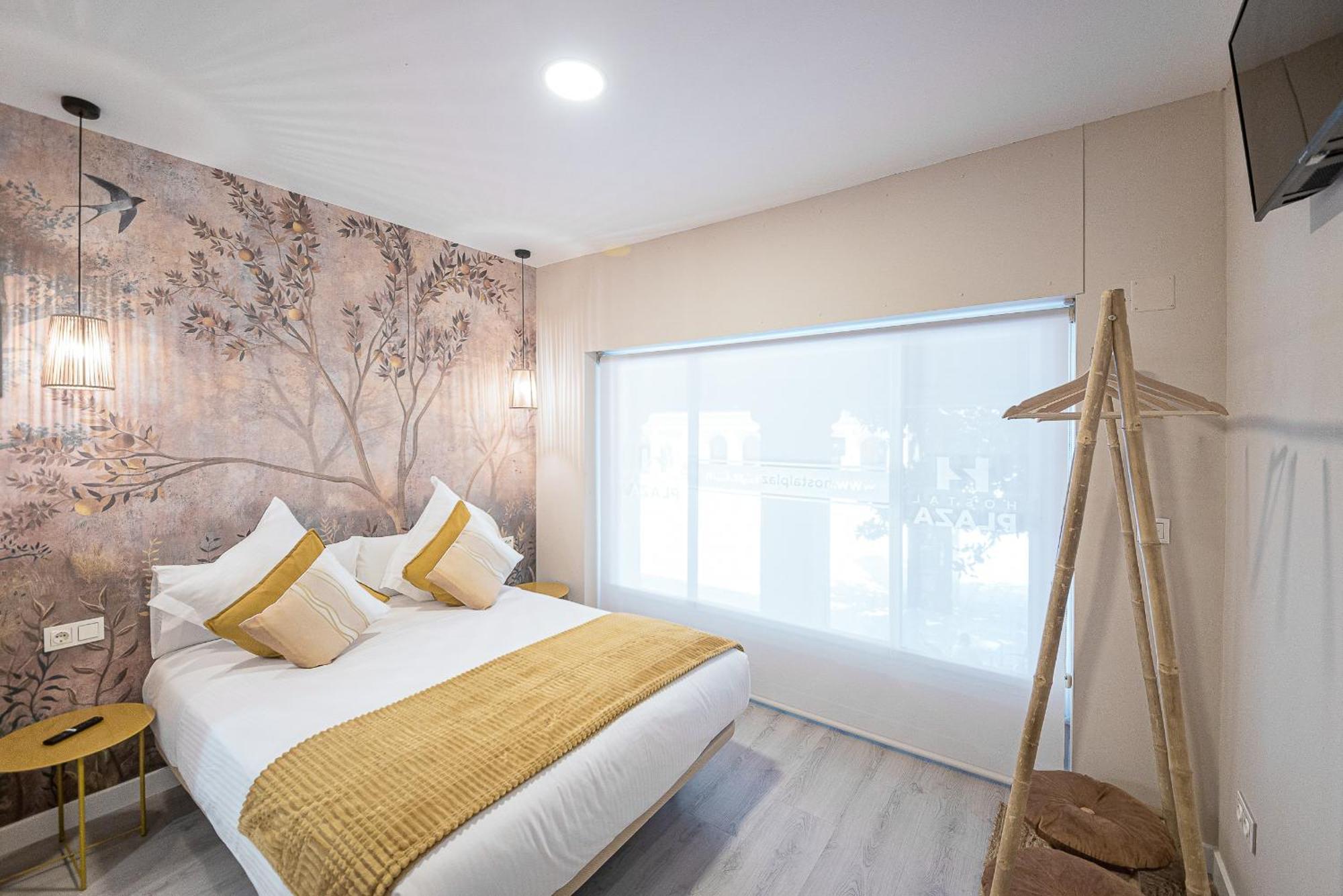 Hostal Plaza Boutique (Adults Only) Сарагоса Экстерьер фото