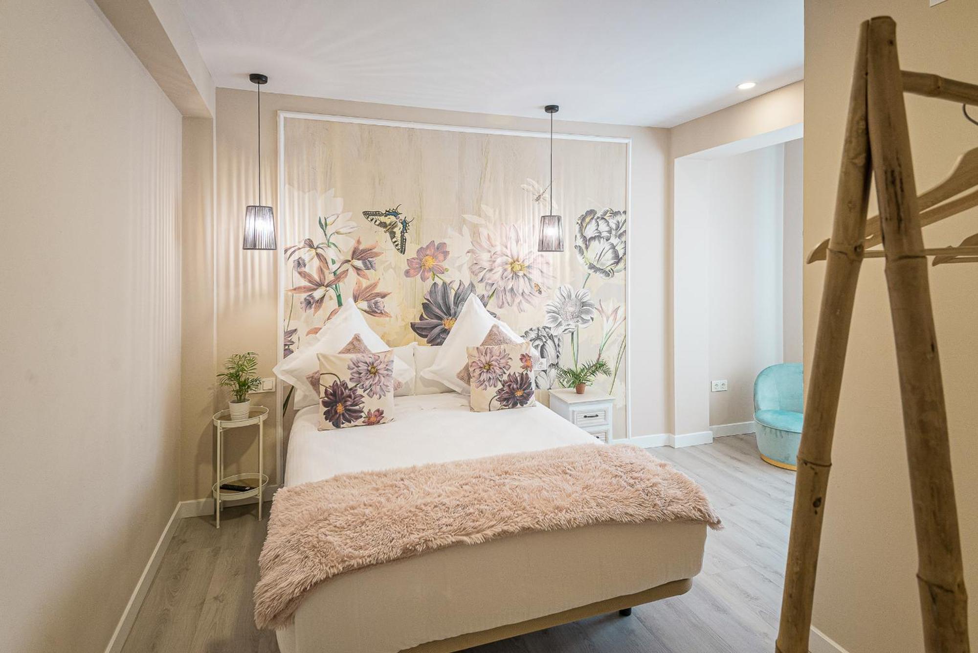 Hostal Plaza Boutique (Adults Only) Сарагоса Экстерьер фото